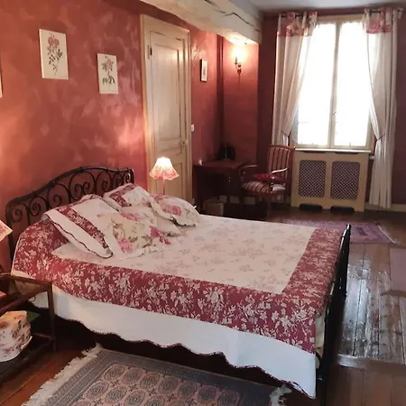 La Bouilloire, Demeure Historique Et De Caractere Du 19e Siecle.
